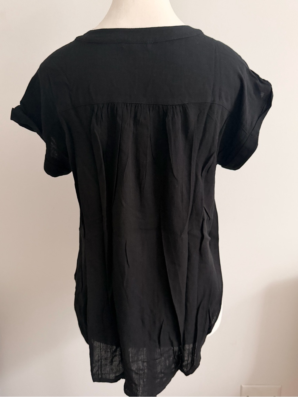 Blu Pepper Black Button-Down Short Sleeve Top - Picture 2 of 3